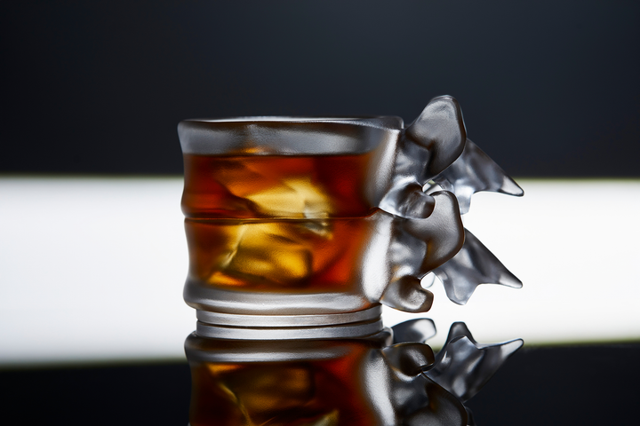 🥃Sculptural Spine-Inspired Crystal Glass — Handmade Art Drinkware